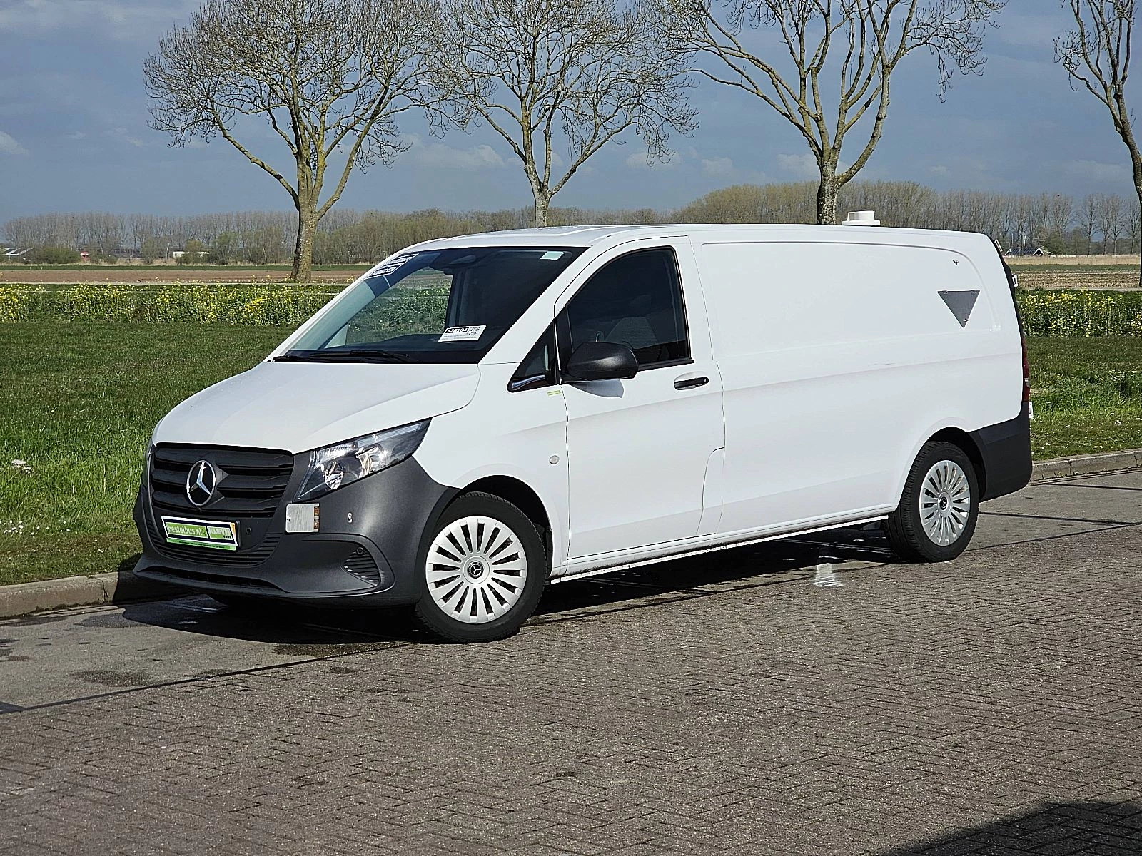 Mercedes-Benz Vito 2024 - 110 Bild 2