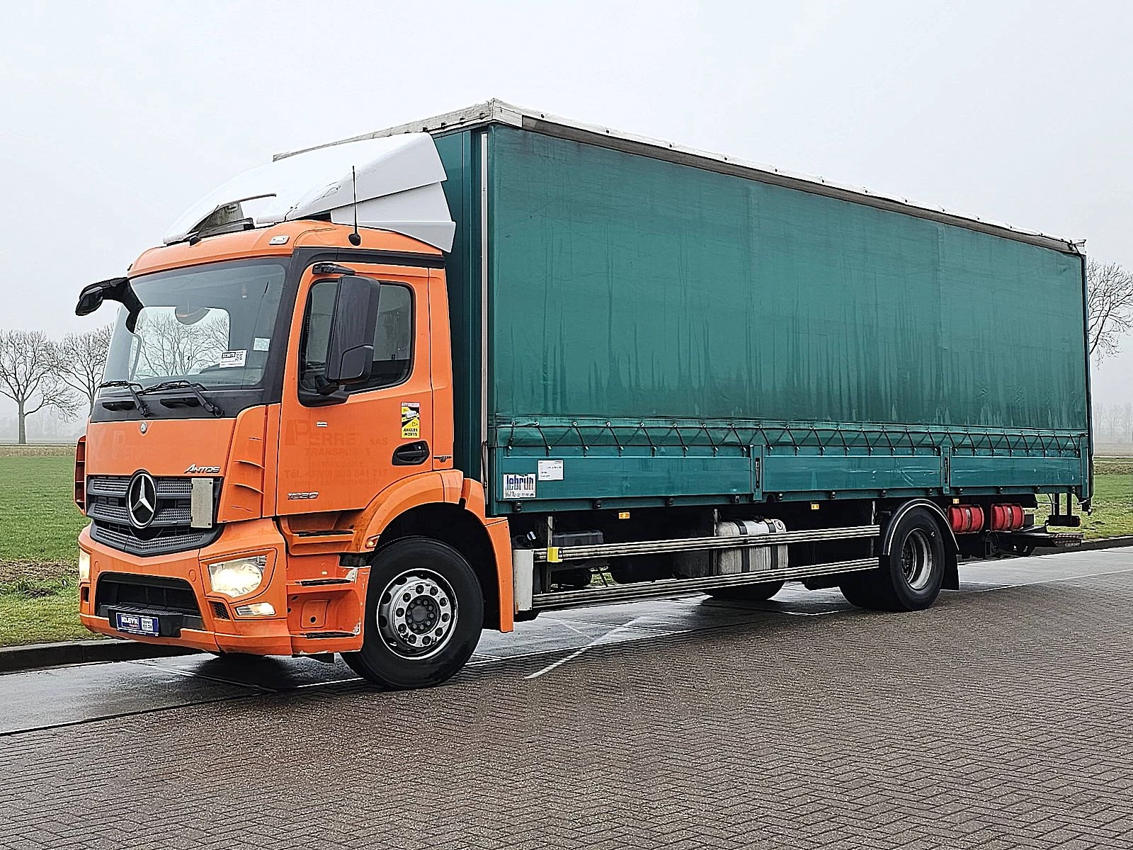 Mercedes-Benz 2015 - ANTOS 1830 image 2