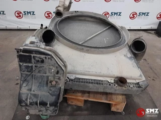Mercedes-Benz N/A 1999 - Occ radiator + intercooler + koelvloeistofreservoi image 4