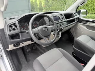 Volkswagen Transporter 2019 - 2.0 TDI 150 PK / L2H1 / DUBBELE CABINE / TREKHAAK / 1e EIG. / AIRCO / CRUISE / ISOFIX / NAVI image 10