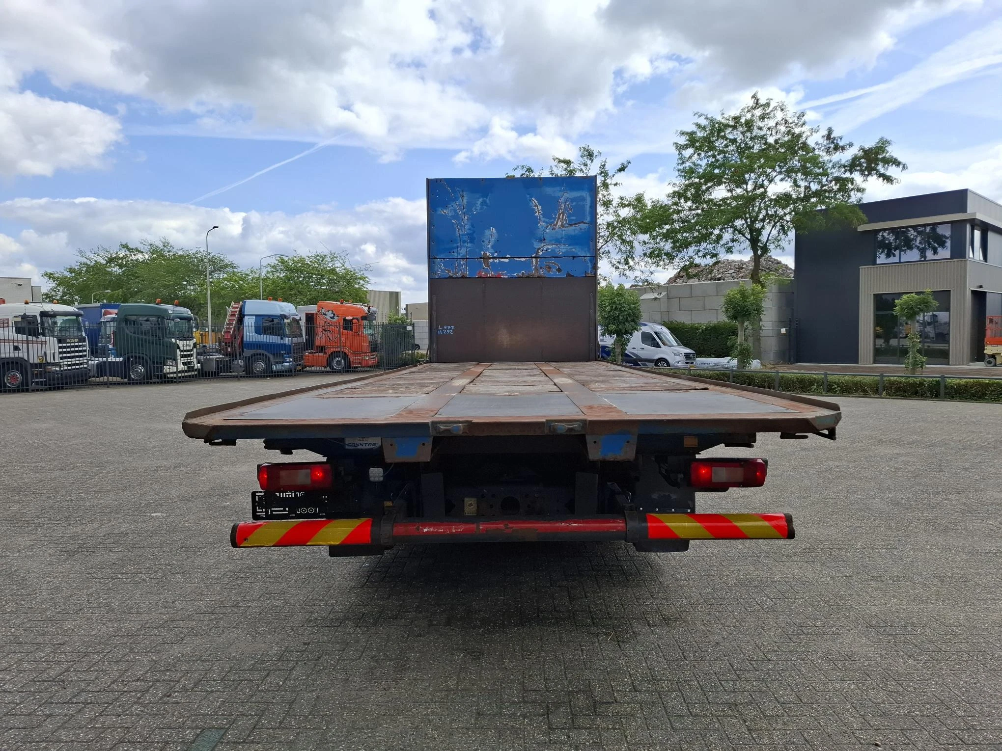 Volvo FH 2016 - FH4-460 / BDF SYSTEM / VEB+ / ACC / LWDS / FRIDGE / LIFT AXLE / AUTOMATIC / EURO-6 / 2016 afbeelding 4