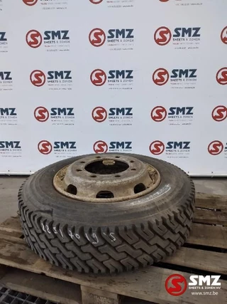 Bridgestone N/A - Occ Band 225/70R19.5 Bridgestone R187 image 1
