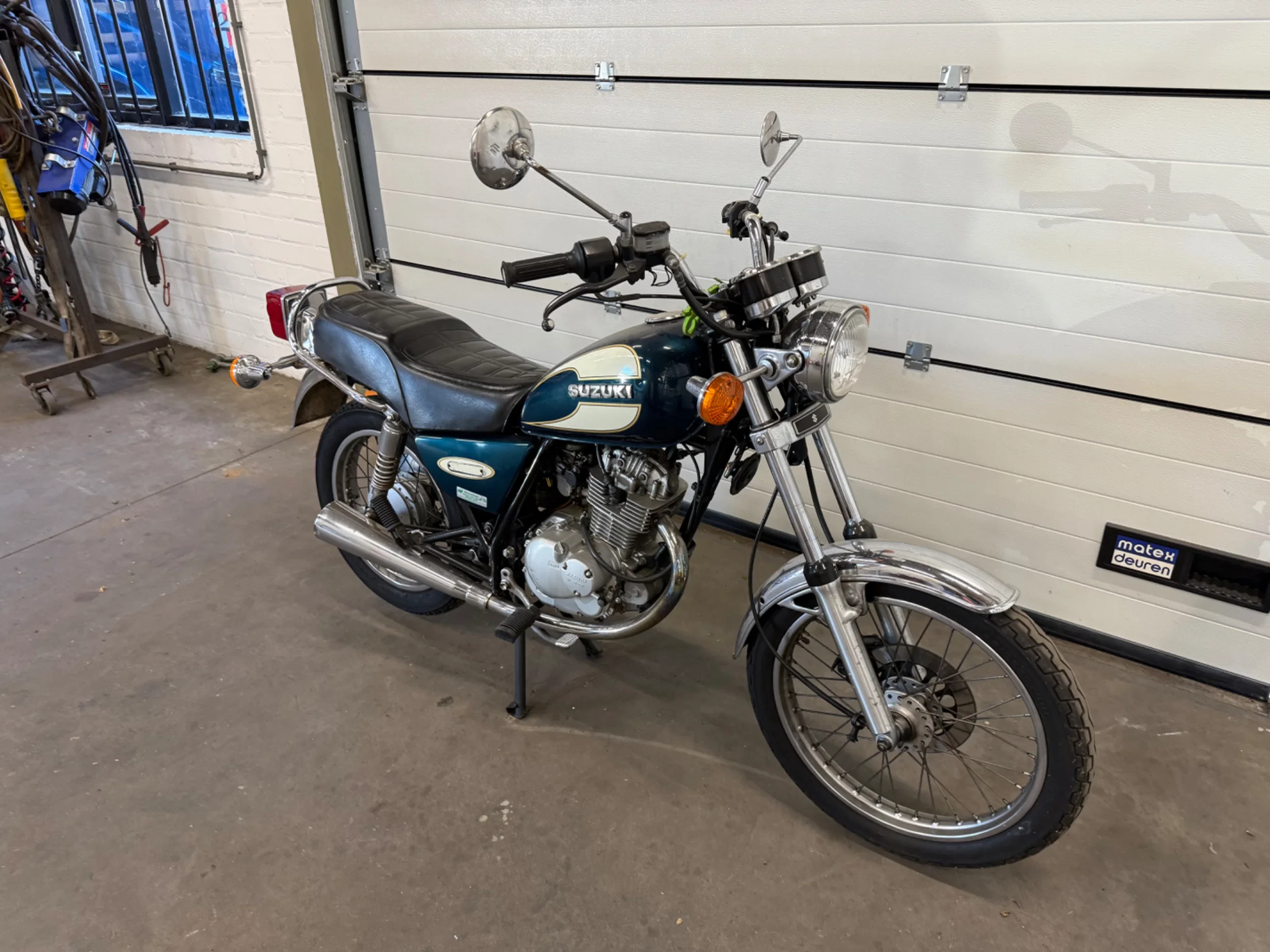Suzuki GN125 1998 - 125cc afbeelding 1