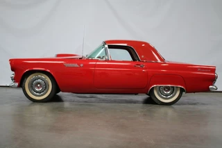 Ford Thunderbird 1955 - V8 obrazek 2
