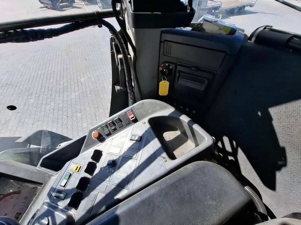 CLAAS 2010 - Xerion 3800 Trac VC afbeelding 14
