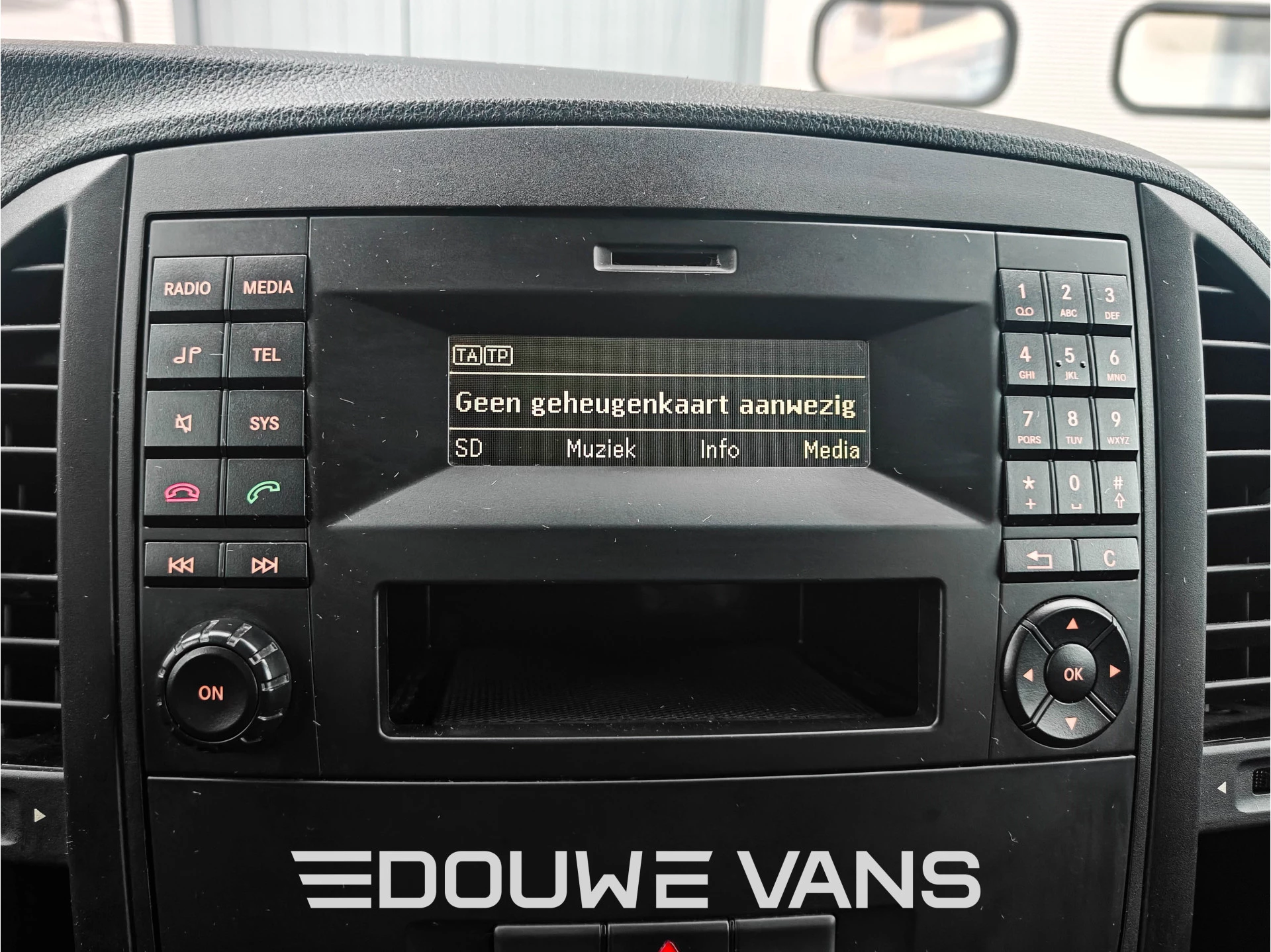 Mercedes-Benz Vito 2017 - 111 L2 Airco Koelwagen Airco Carrier Euro 6 image 16