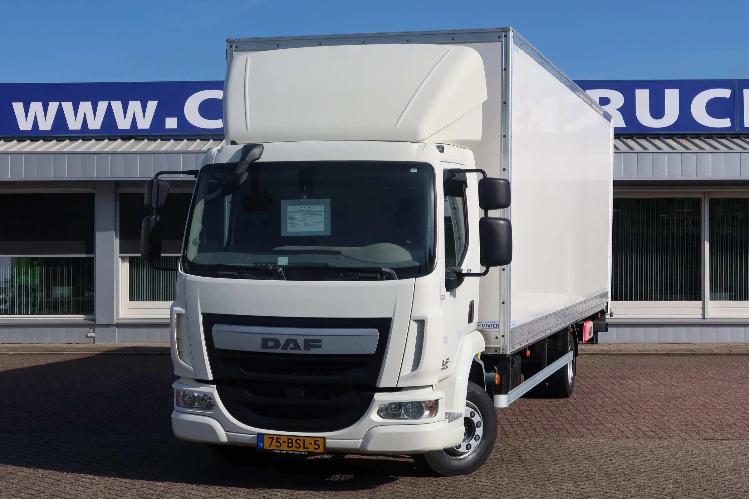 DAF LF 250 2016 - LF250 FA Schuifzeil +Dhollandia 1500 kg afbeelding 10