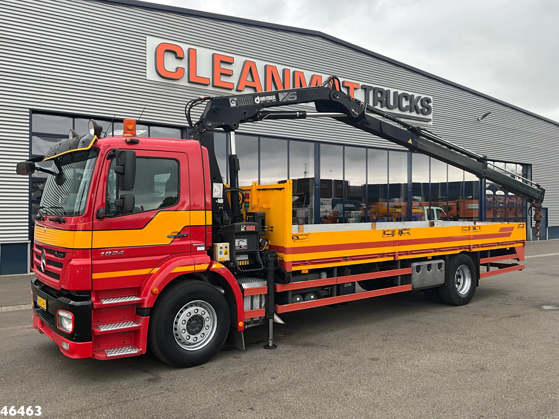 Mercedes-Benz AXOR 1824 Hiab 12 Tonmeter laadkraan 2008 Bild 1