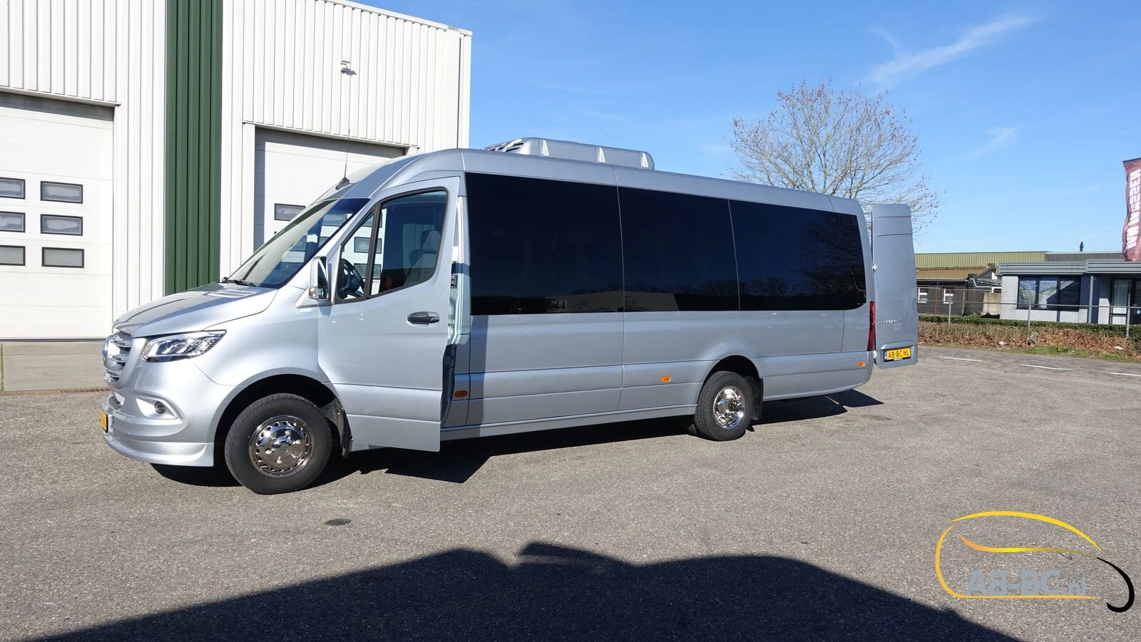 Mercedes-Benz Sprinter 2026 - NEW 519 CDI 24 Seats EURO 6 obrázek 22