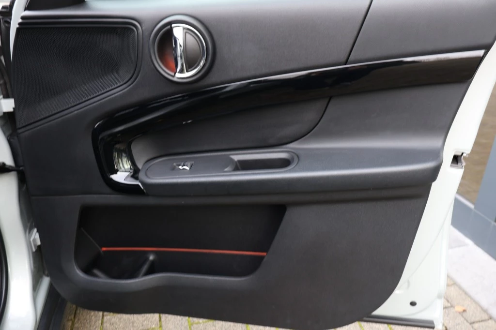 MINI Countryman 2023 - 1.5 Cooper SE ALL4 Chili / Plug In Hybrid / Leder afbeelding 34