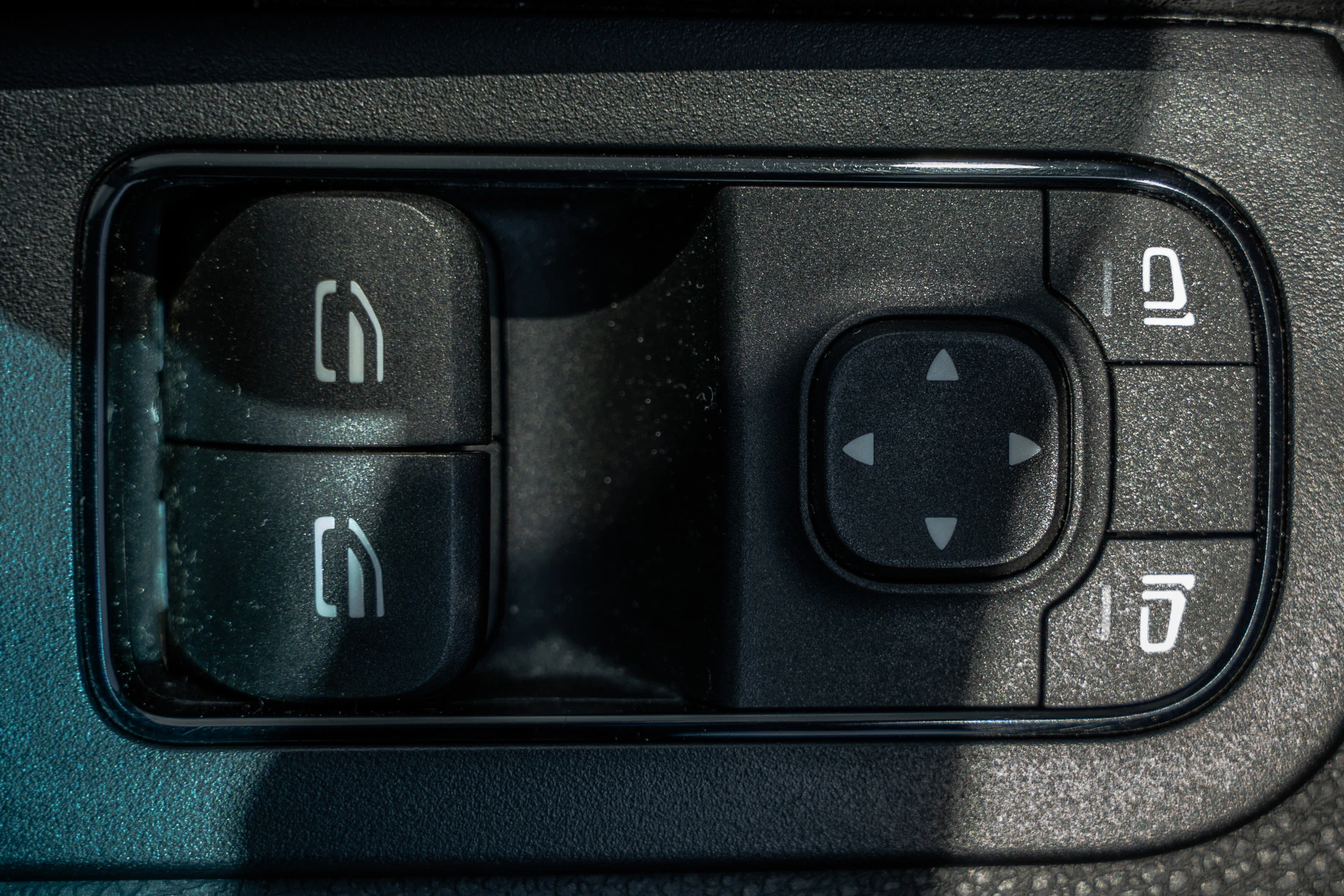 Mercedes-Benz Sprinter 2023 - 317 CDI L3H2 | 170 PK | Automaat | Camera | Mbux | Cruise | PDC | Trekhaak afbeelding 27