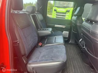 Ford F-150 2024 - USA Raptor obrazek 17
