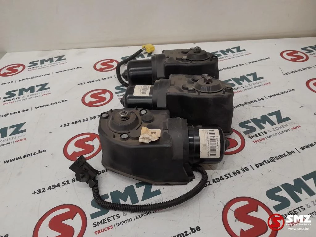 DAF - Set van 3 ruitenwissermotors DAF afbeelding 2