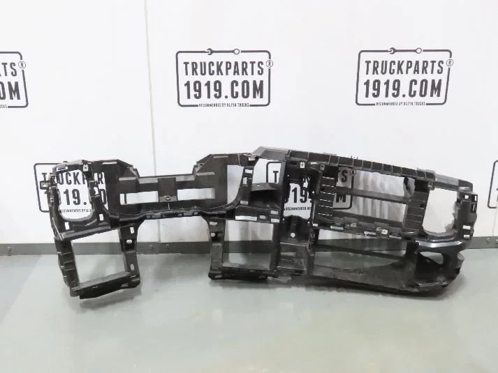 Scania - 2084748 Instrumentenpaneel frame Scania afbeelding 1