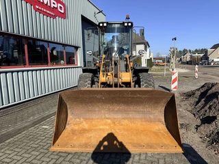 Case 2021 - 521G XR Shovel image 2 thumbnail
