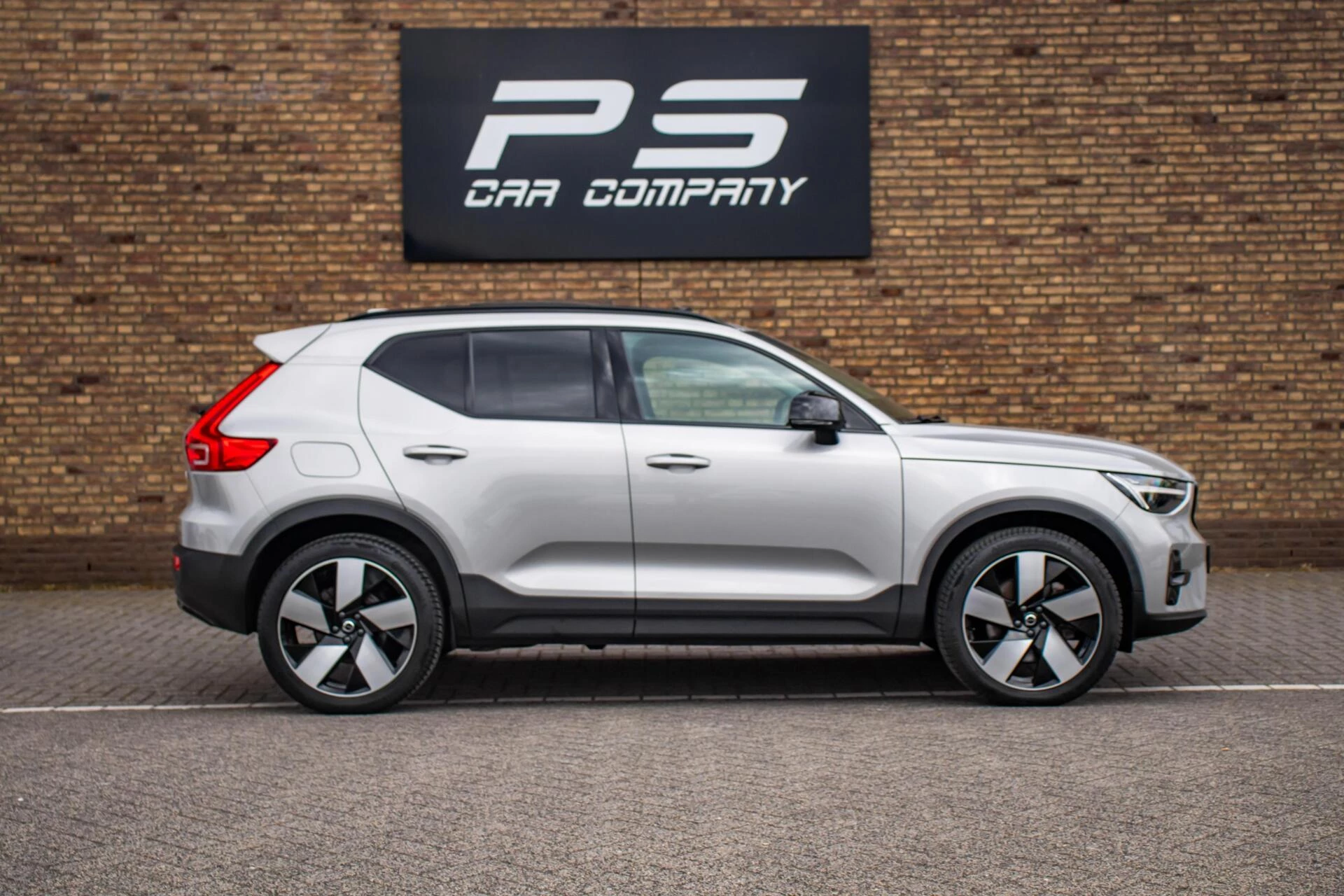 Volvo XC40 2023 - 1.5 T5 Plug-in hybrid Ultimate Dark, Pano, Leder imagen 7