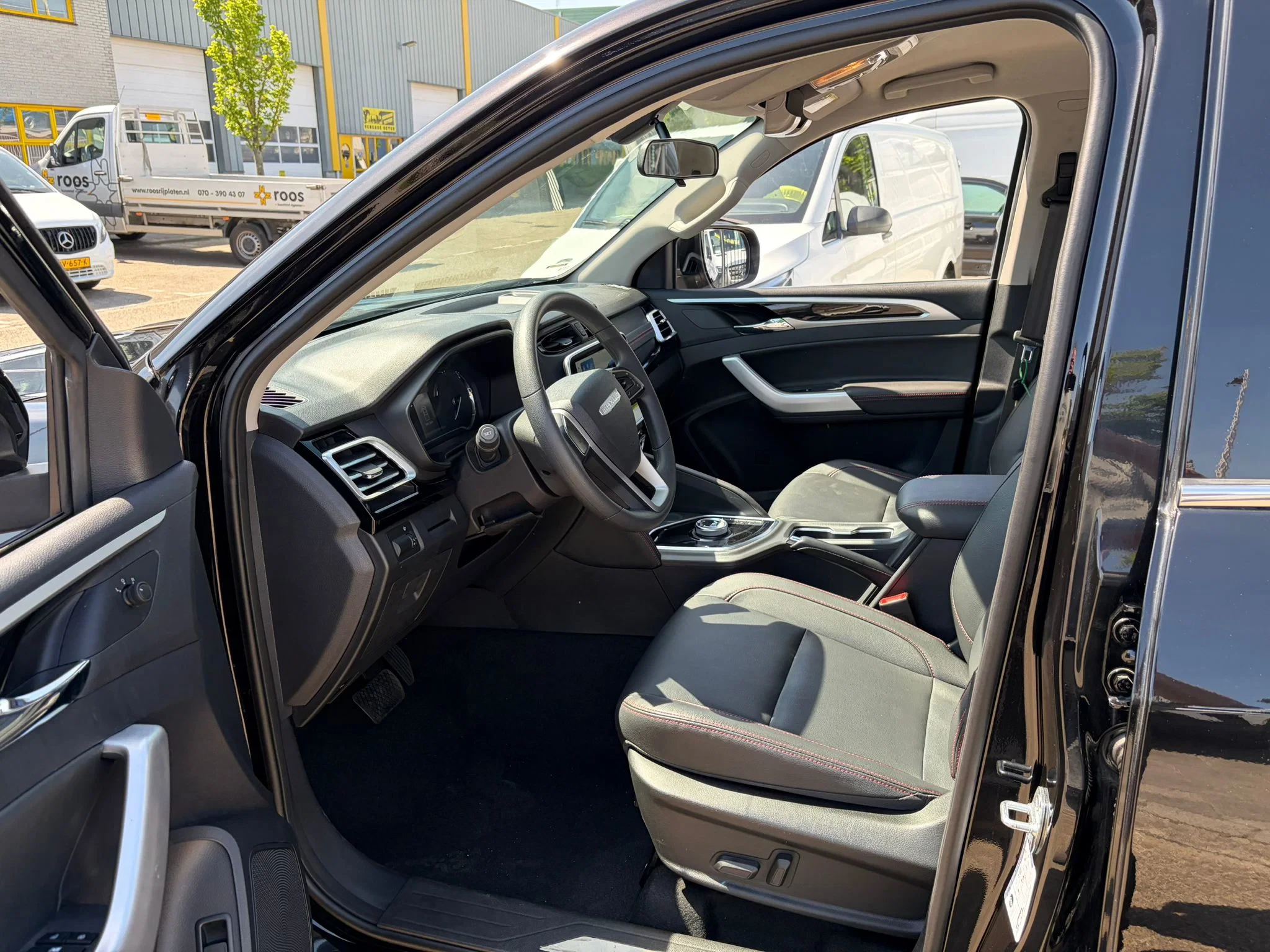 Maxus T90 EV 2026 - Maxus Pick-up 89kWh WLTP 470KM Dubbelcabine Grijs Kenteken Automaat Airco CarPlay NIEUW afbeelding 9