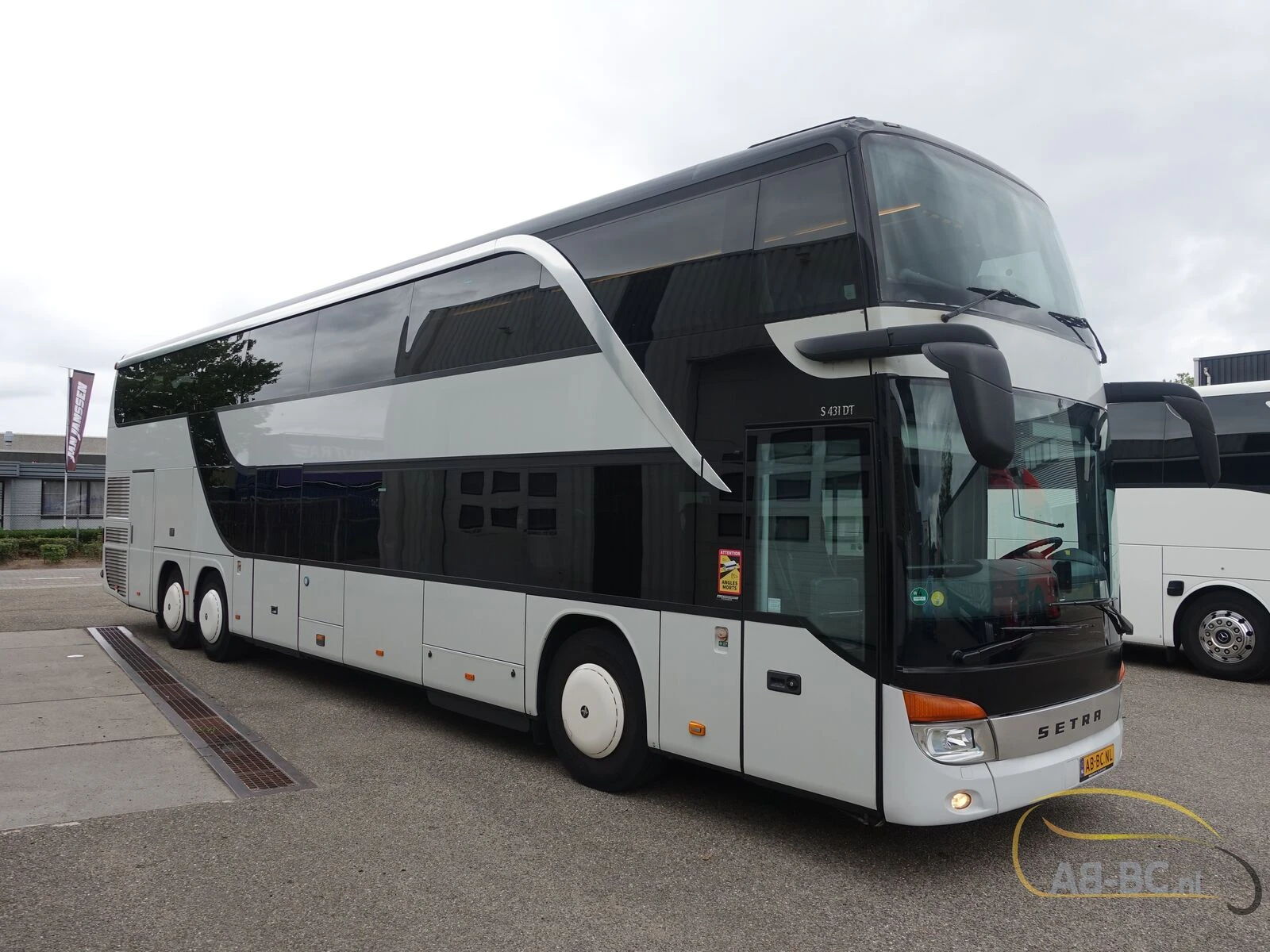 Setra S431DT - 83 Seats, Euro 6 2014 afbeelding 1