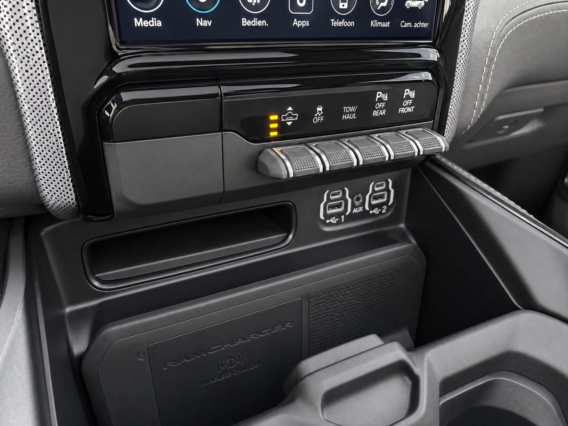Dodge Ram 1500 2020 - 5.7 V8 4x4 Crew Cab Limited | Multifuncionele tailgate | Trekhaak 13-polig obrázek 21