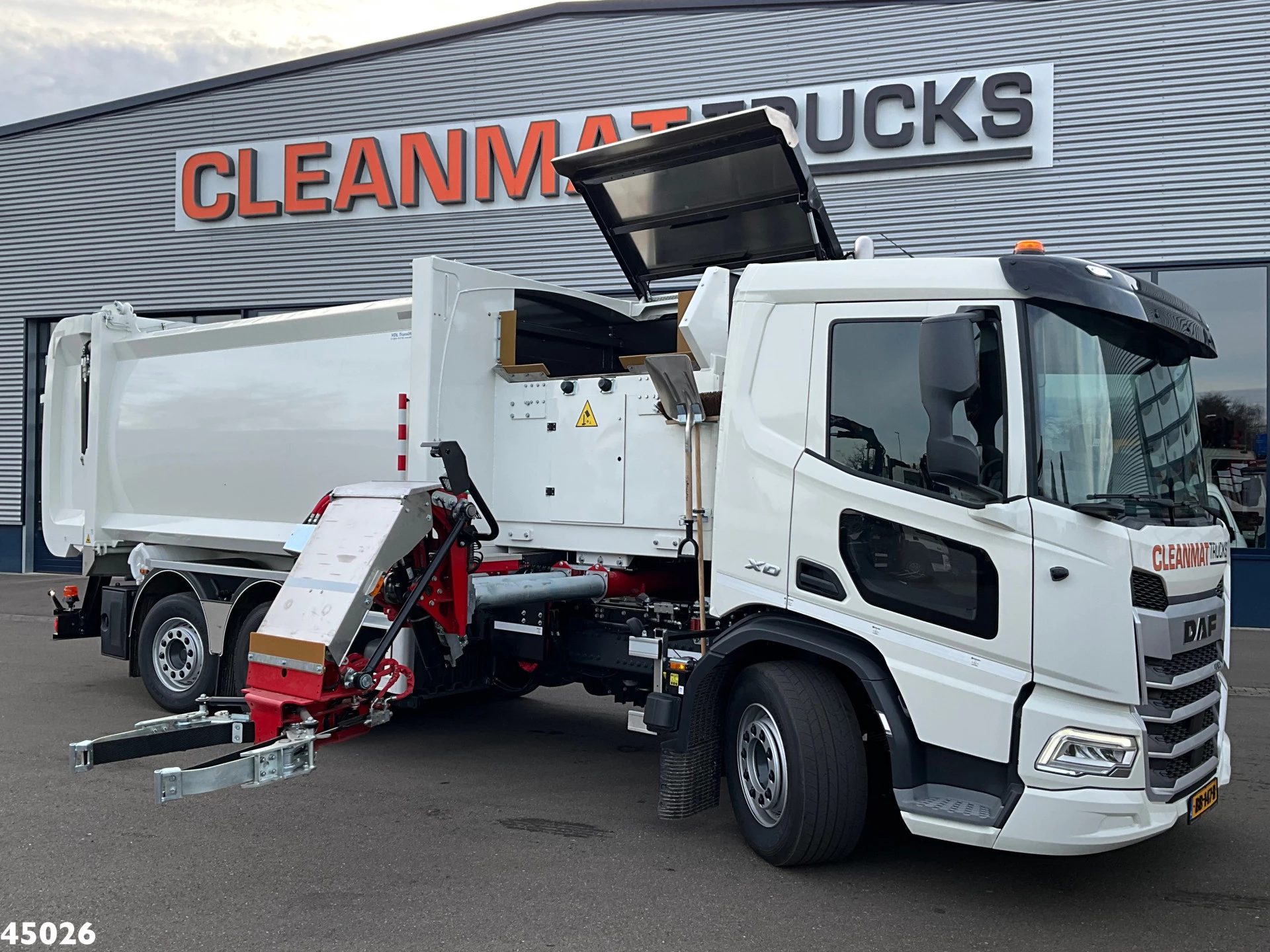 DAF FAN XD 340 VDL Translift zijlader 2025 afbeelding 1