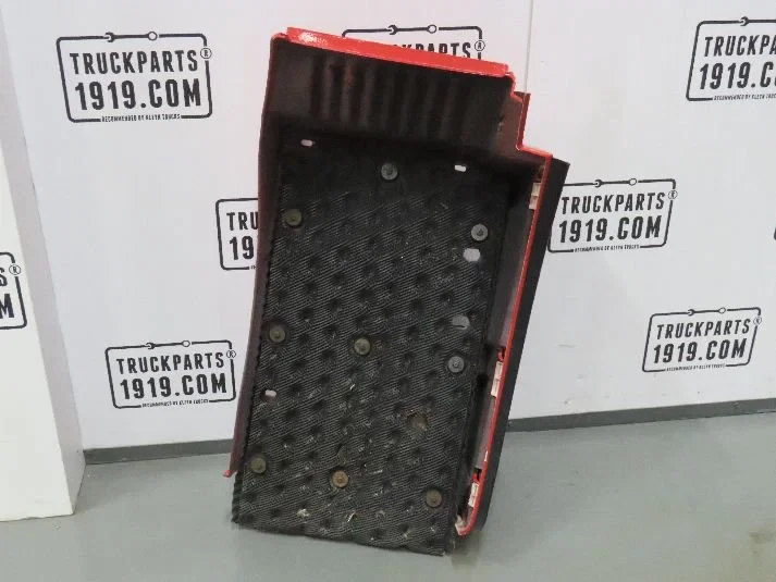 MAN - Body & Chassis Parts Spatbord voor Li. obrázek 2