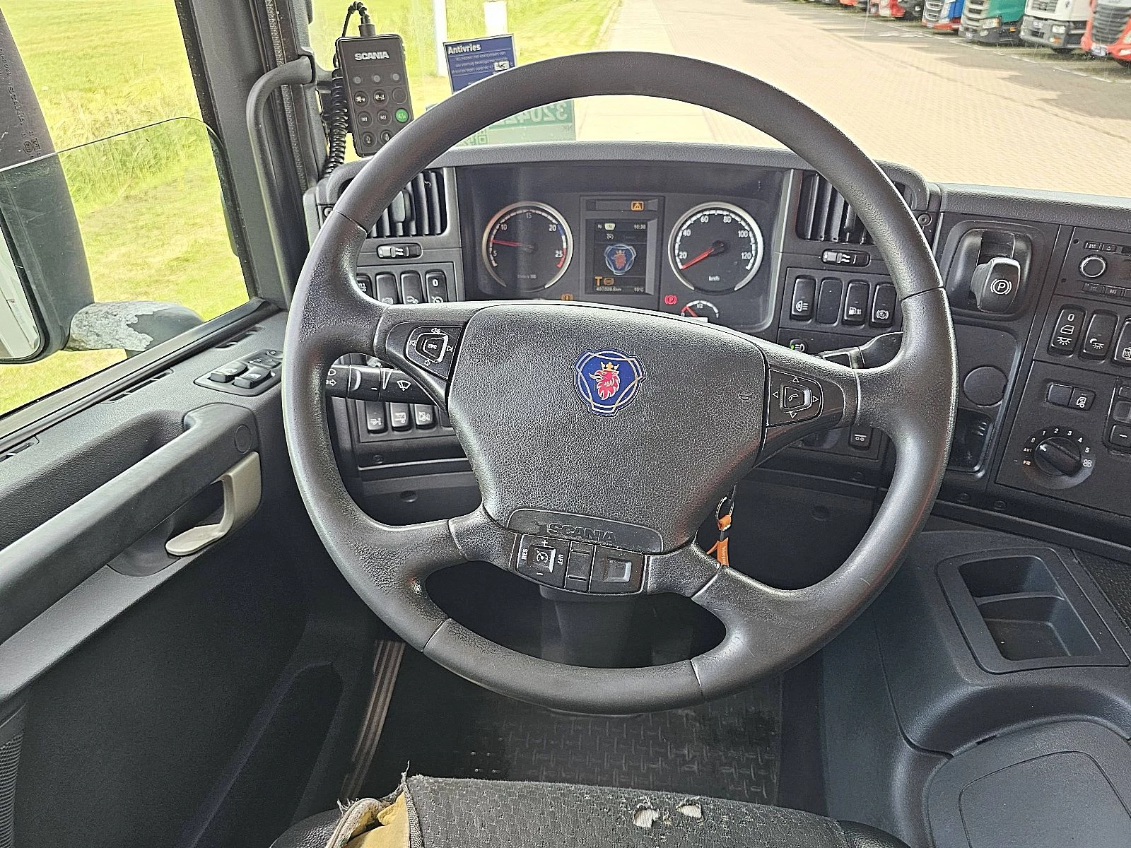 Scania P 2013 - P280 zdjęcie 13