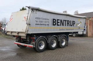 Kempf 2014 - SKM 35/3 | Tipper/Kipper | Isolated | 2014 | BPW Axles | Lift Axle | Alcoas | Toolbox | German Trailer afbeelding 2 miniatuur