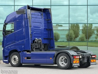 Volvo FH 2017 - 13.460 ONLY 661.000 KM FULL SPOILER 2X TANKS SMART TACHO GEN 2 HOLLAND-TRUCK image 3