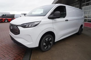 Ford E-Transit 2025 - Cust. 340 L2H1 136PK Trend 65 kWh Elektrisch image 9