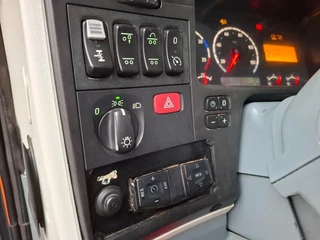 Scania R 2007 - R480 / HYDRAULICS / DOUBLE TANK / LIFT+LENKACHSE / 746830 KM / ALCOA / LEATHER / EURO-4 / 2007 obrazek 19