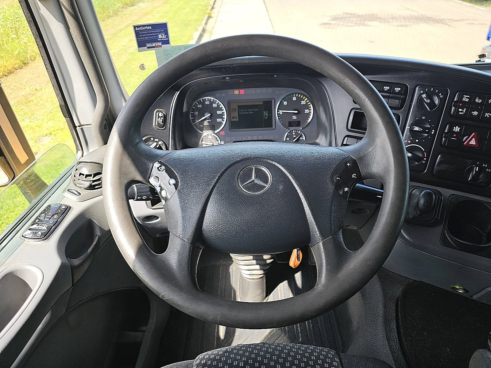 Mercedes-Benz Actros 2014 - 2641 Bild 11