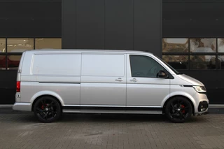 Volkswagen Transporter 2021 - 2.0 TDI L2H1 28 Bulli 150pk - 20 Inch - Camera - Trekhaak - Leder - ACC - LED - Rijklaar immagine 5