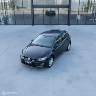Volkswagen Polo 2022 - 1.0 TSI Life Business APPLE CAR PDC 62KM afbeelding 6