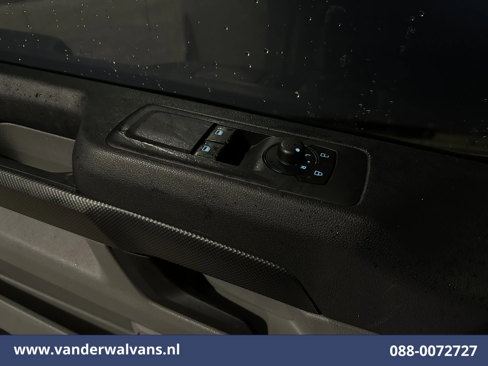 Ford Transit Custom 2024 - 2.0 TDCI 111pk L1H1 Euro6 Airco | Camera | Apple Carplay | LED | Cruisecontrol Bild 19