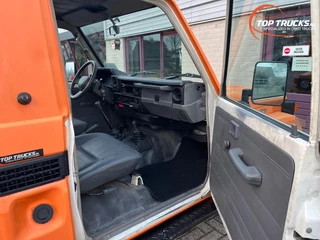 Toyota Land Cruiser 2002 - Landcruiser HZJ79 obrazek 10