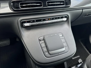 Mercedes-Benz EQV 2025 - 300 90 kWh 6/7/8-Persoons Facelift Model L2 image 12
