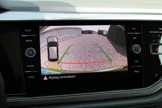Volkswagen Taigo 2022 - 1.0 TSI Style Automaat Panodak Carplay Keyless Stoelverwarming !!NIEUWBINNEN!! obrazek 28