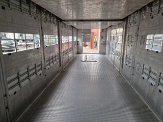 Finkl N/A 2008 - SAV35 - 3 deck Livestock - Water & Ventilation - Lifting Floors - Lifting roof image 16