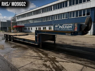 MOESSBAUER N/A 1978 - 3 AXLE, LAST AXLE STEERING image 1