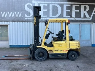 Hyster H 3.00 XM 2001 - LPG Fork Lift image 2
