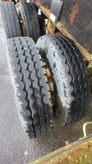 Trailor N/A 1998 - 2 Axle , 8 Tyres , Steel Tipper , Spring Suspension , Drum Brakes immagine 12