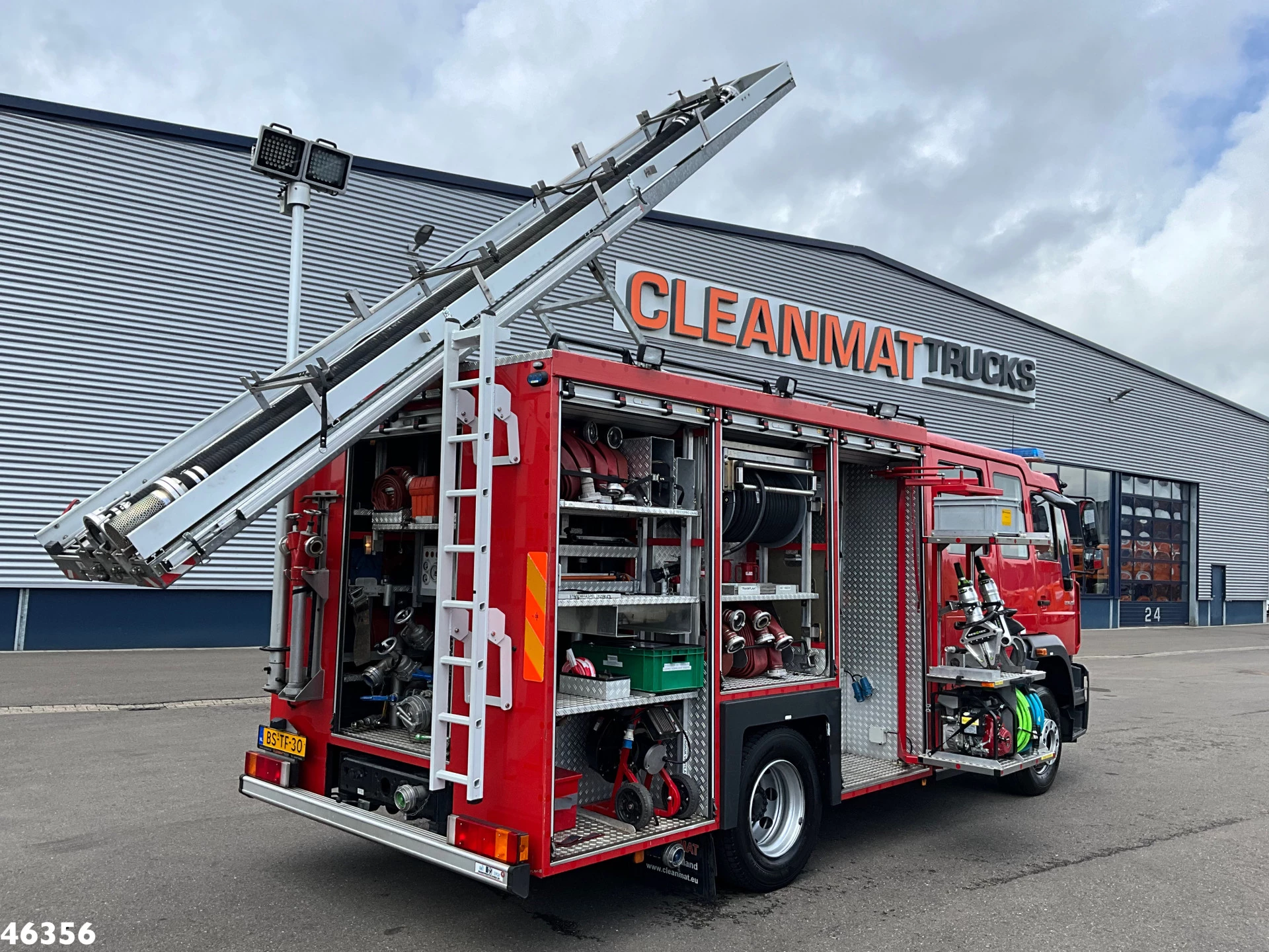 MAN TGL 2007 - 14.250 brandweer / materiaalwagen met Waterpomp Just 30.419 km! imagen 1