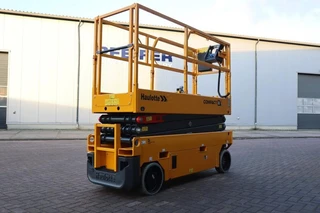 Haulotte 2023 - Compact 8N Valid inspection, 8m Working Height, 35 immagine 3 miniatura