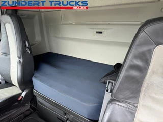 Volvo FH 2021 - 500 GLOBETROTTER, 2 TANKS, LEATHER, ALCOA zdjecie 12