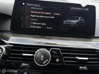 BMW 5 Series 2018 - 540i High Executive image 28