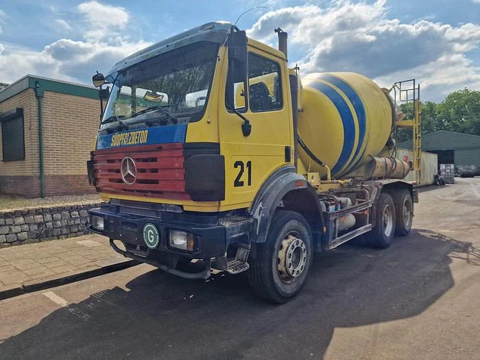 Mercedes-Benz 2527 B 6X4 1998 afbeelding 1