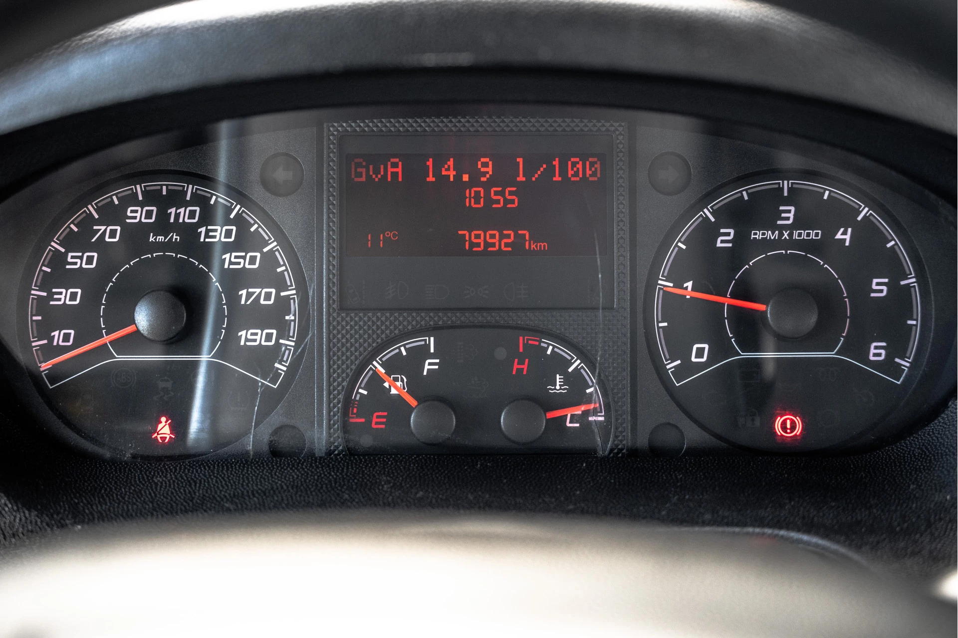 Fiat Ducato 2016 - 150 Multijet 2.3 L3H1 | 150 PK | 6-Zits | 3-Zijdige kipper | 1e Eigenaar | Airco | Trekhaak obrázek 22