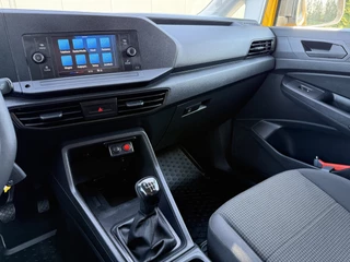 Volkswagen Caddy 2023 - Cargo 2.0 TDI Comfortline / L1H1 / 1e EIG. / ZEER NETJES !! / AIRCO / CRUISE / TREKHAAK / INRICHTING / PDC bild 14