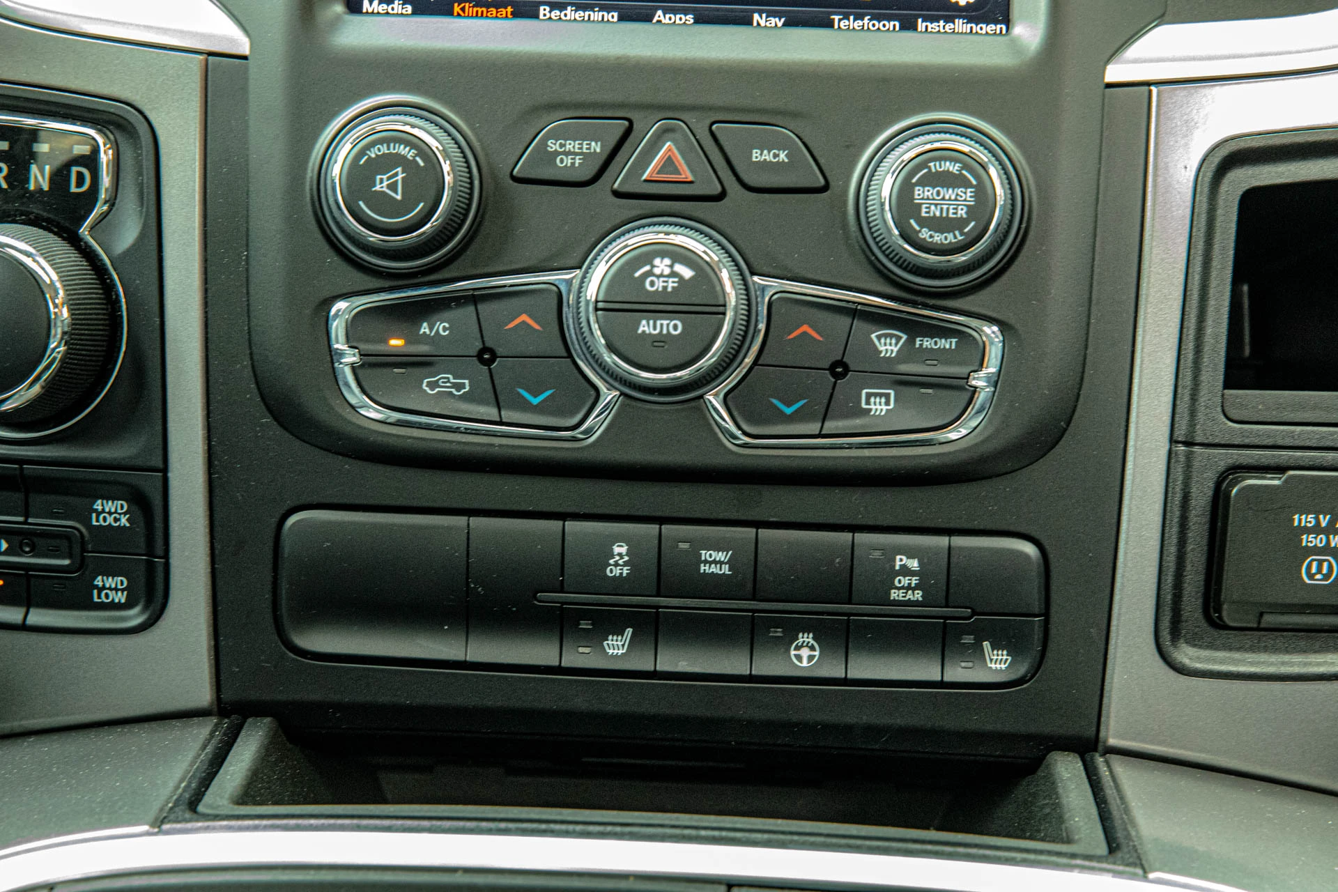 Dodge Ram 2024 - Dodge classic v8 | stoel verw | stuur verw | afbeelding 10