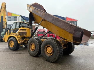 Caterpillar N/A 2012 - 725, CE, AIRCO, RETARDER, REAR CAMERA, AUTO LUBE, 23,5X25 TYERS imagen 5